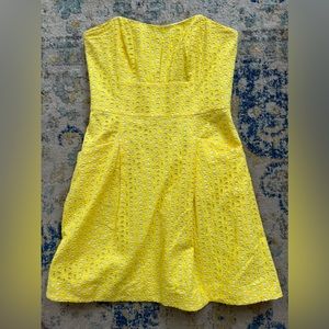 Lilly Pulitzer beautiful yellow eyelet dress size 8